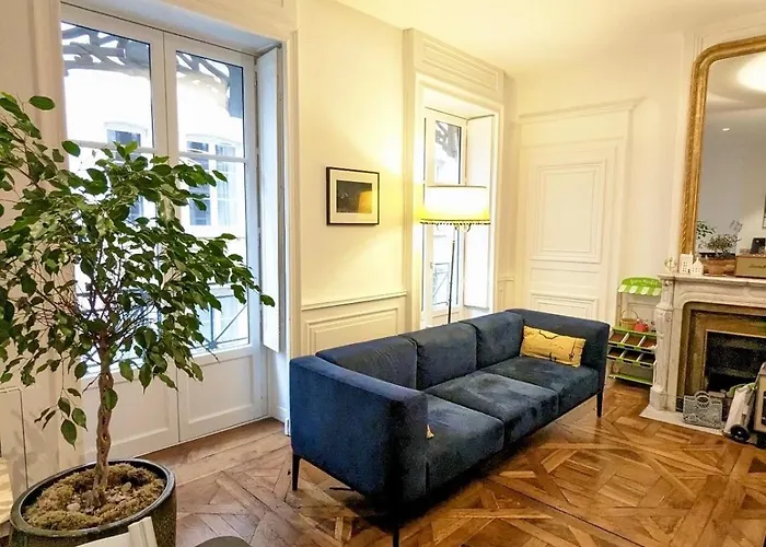 Appartement De Caractere 6 Pers - Hyper Centre De Lyon